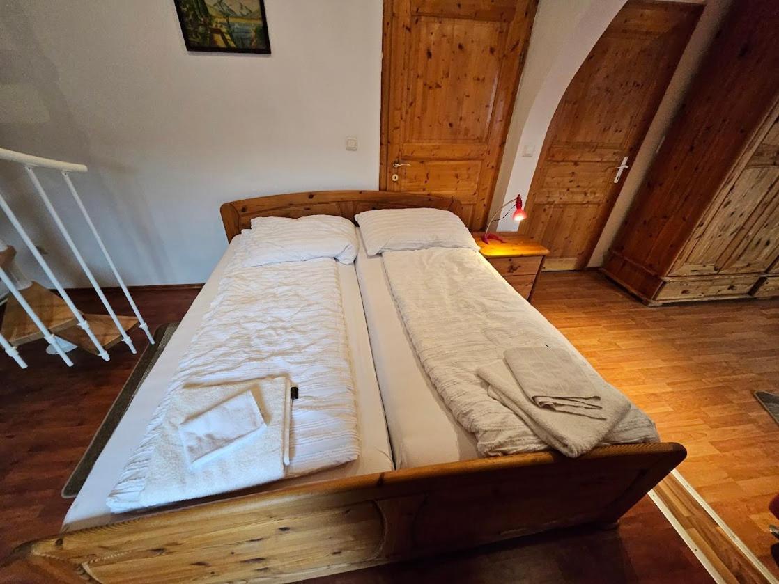 Pension Donaublick Grein 2 In Stifterstrasse19. Lägenhet Exteriör bild